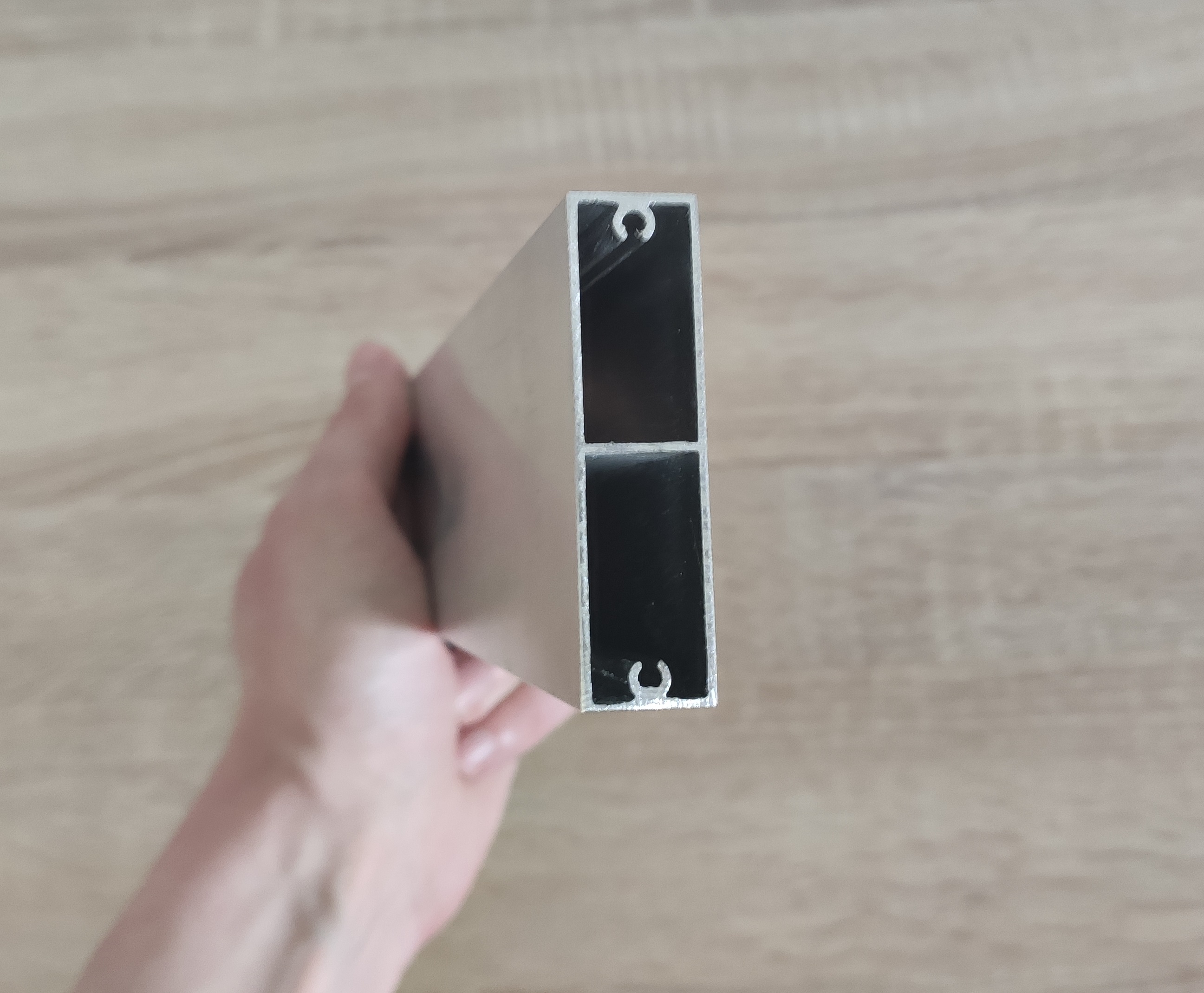 lamelă dreptunghiulară din aluminiu 60