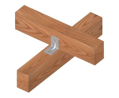 Exemplu de utilizare a unui colțar de construcție cu găuri și ranforsare regulată