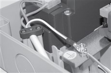 Conectarea alimentării automatizării NICE Moonclever MCMC424L - împământare