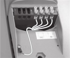 Conectarea alimentării automatizării NICE Toona 5 TO5024